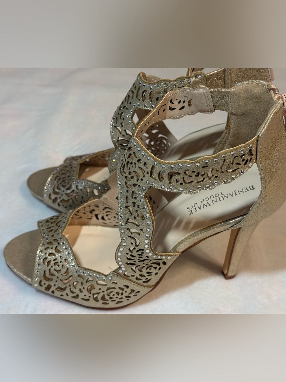 Touch Ups By Benjamin Walk Margot Sandal. Light Gold. Size 9.5 Medium.